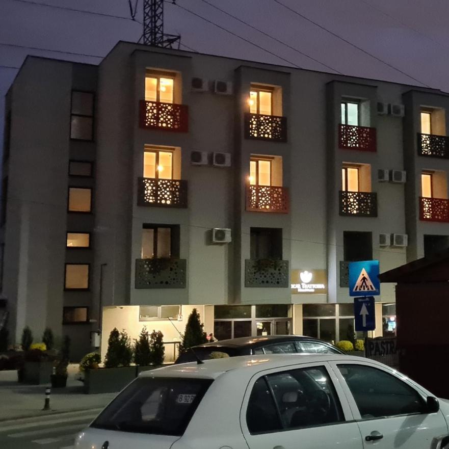 Albert Hotel Rosu ภายนอก รูปภาพ